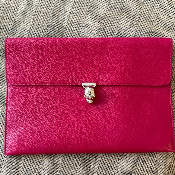 Alexander McQueen Handbags - Authentic Alexander McQueenSkull leather clutch
Hot pink Leather
